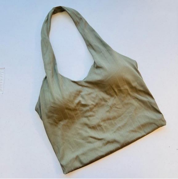 EUC Klassy Network Women's Olive Green Ribbed Halter Brami Crop Top Small - Picture 2 of 13